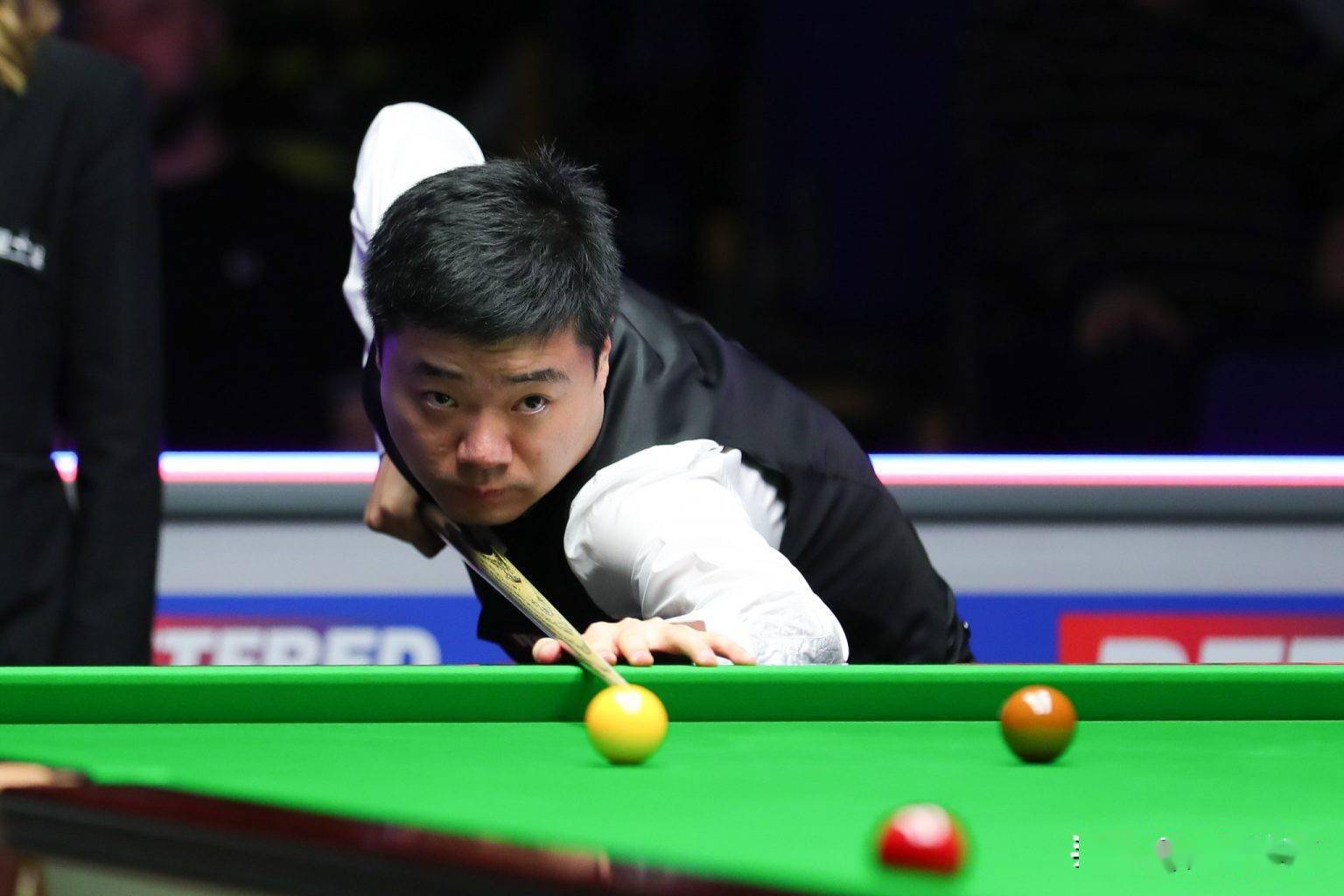 火热的前锋 火热的前锋