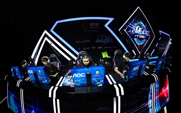 手在小盲位 手在小盲位